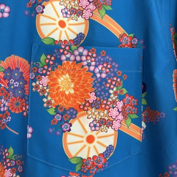 UpSaint Floral Short Sleeve Casual Button Down Size M - Picture 6 of 7